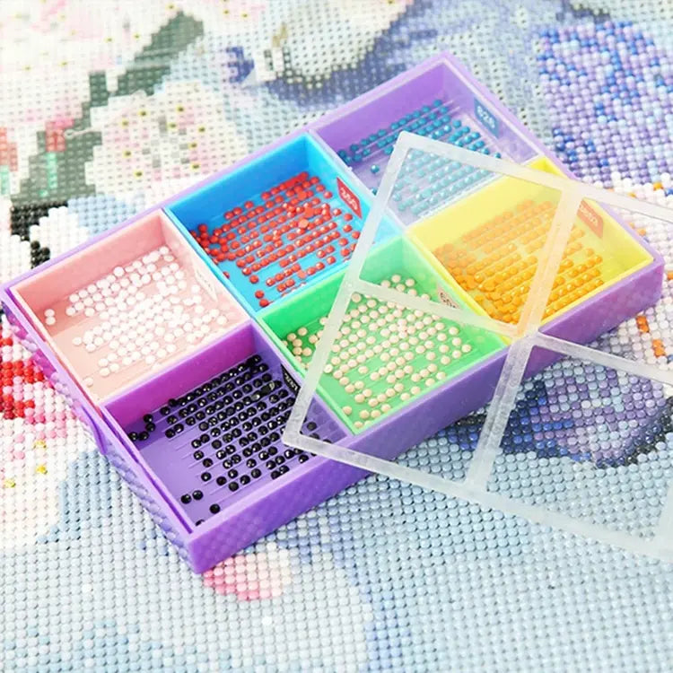 Diamond painting accessoires: sorteerdoos met vakjes voor steentjes, ideaal voor het netjes ordenen van kleuren per project.